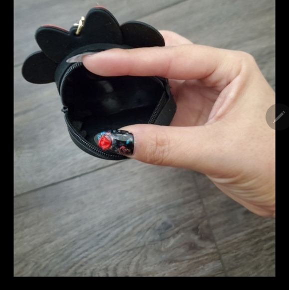 Keychain - Picture 3 of 5